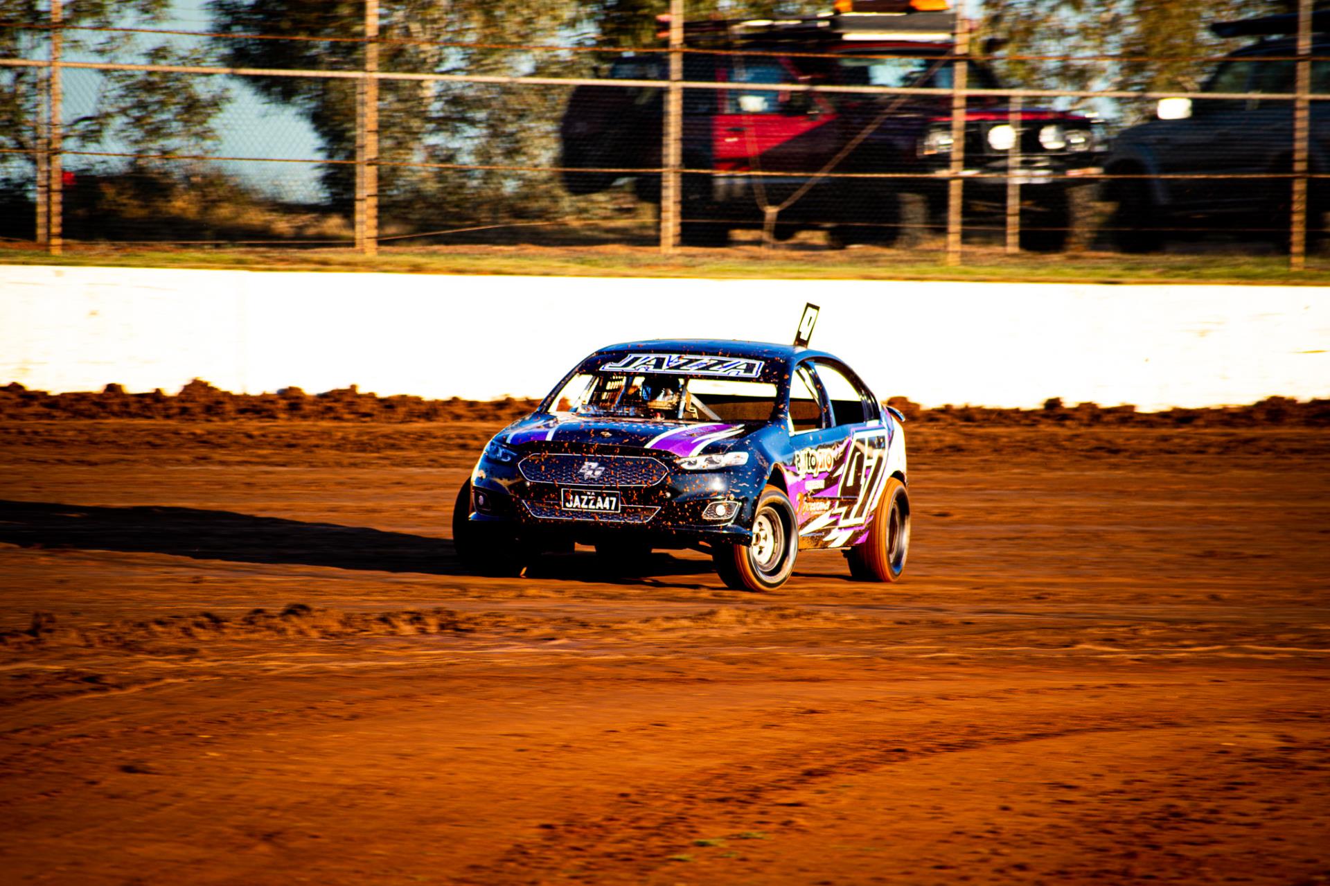 Carnarvon Speedway |Modified Sedan State Title